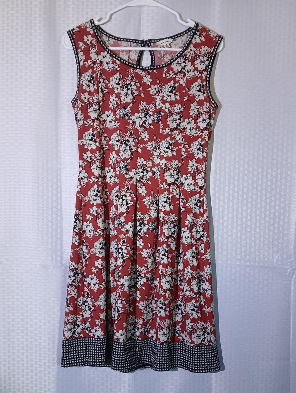 Max Studio Rust Floral Sleeveless Midi Dress